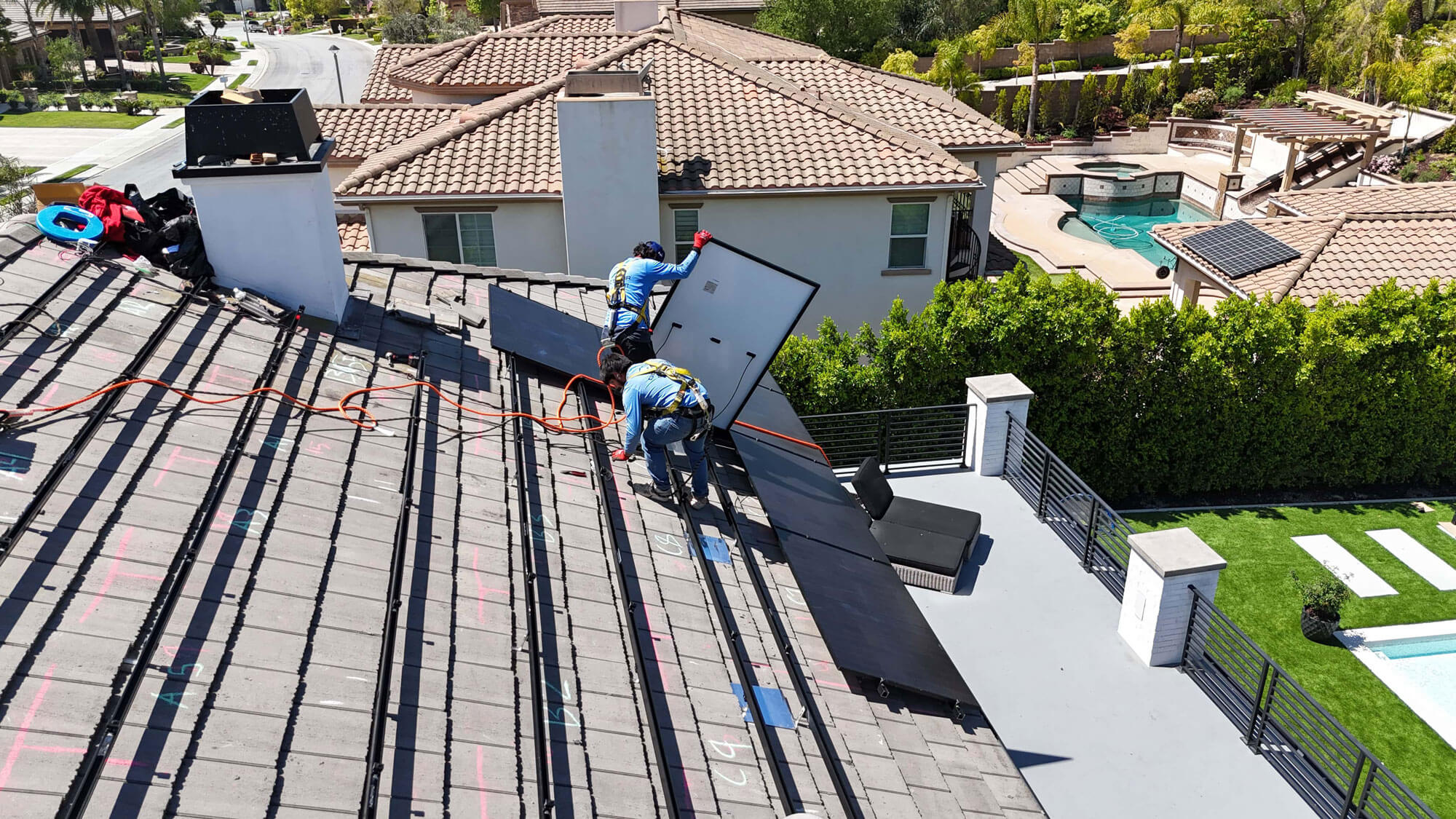 oc solar technicians installing solar panels